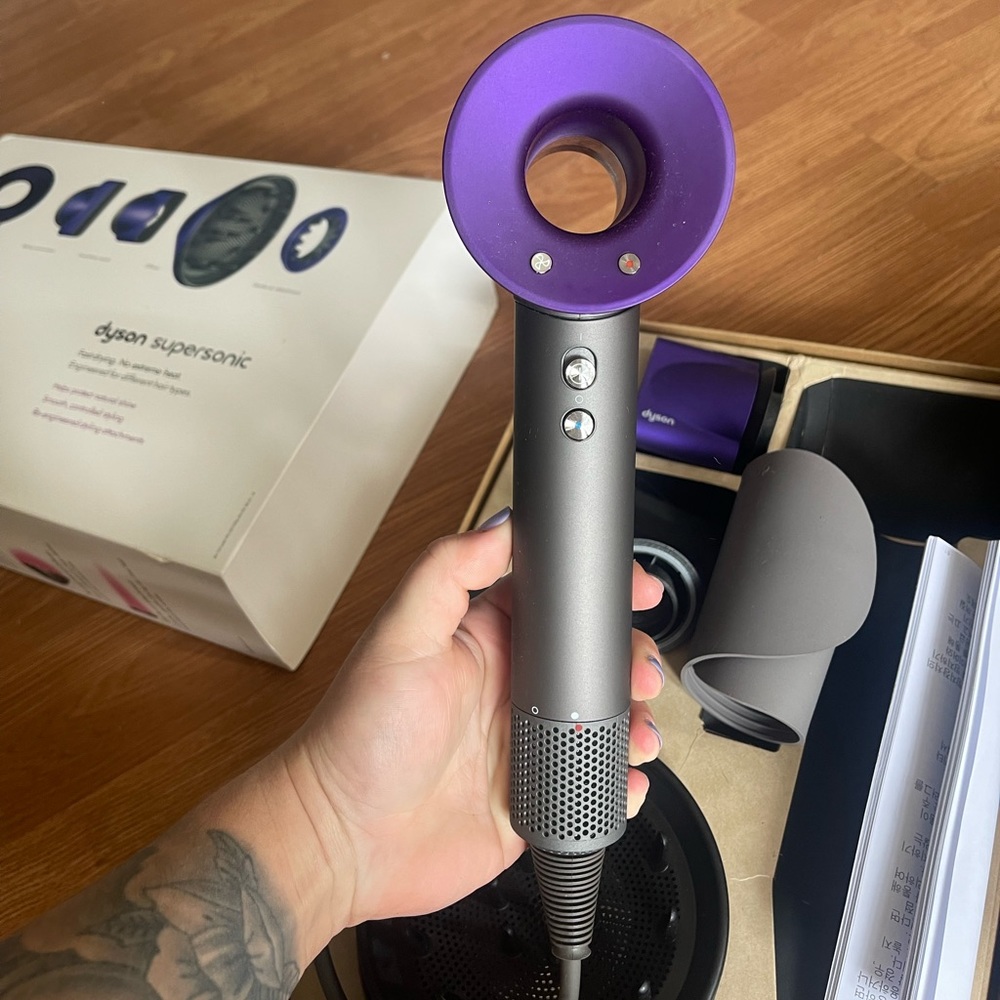 Dyson supersonic hair dryer